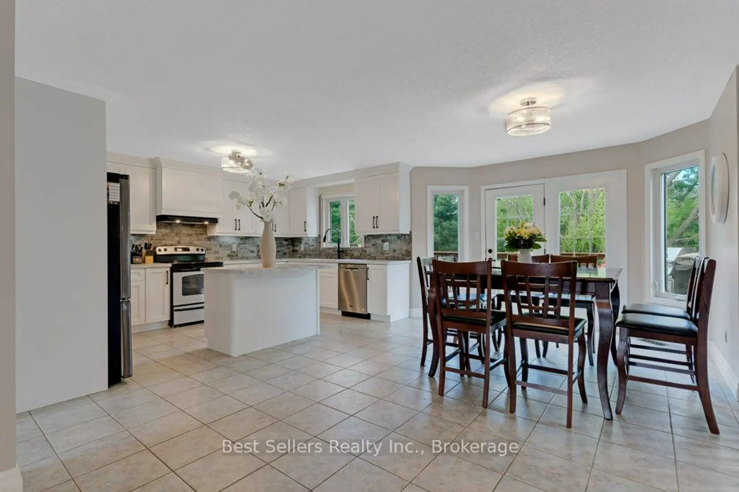 25 Amalia Crescent photo 5