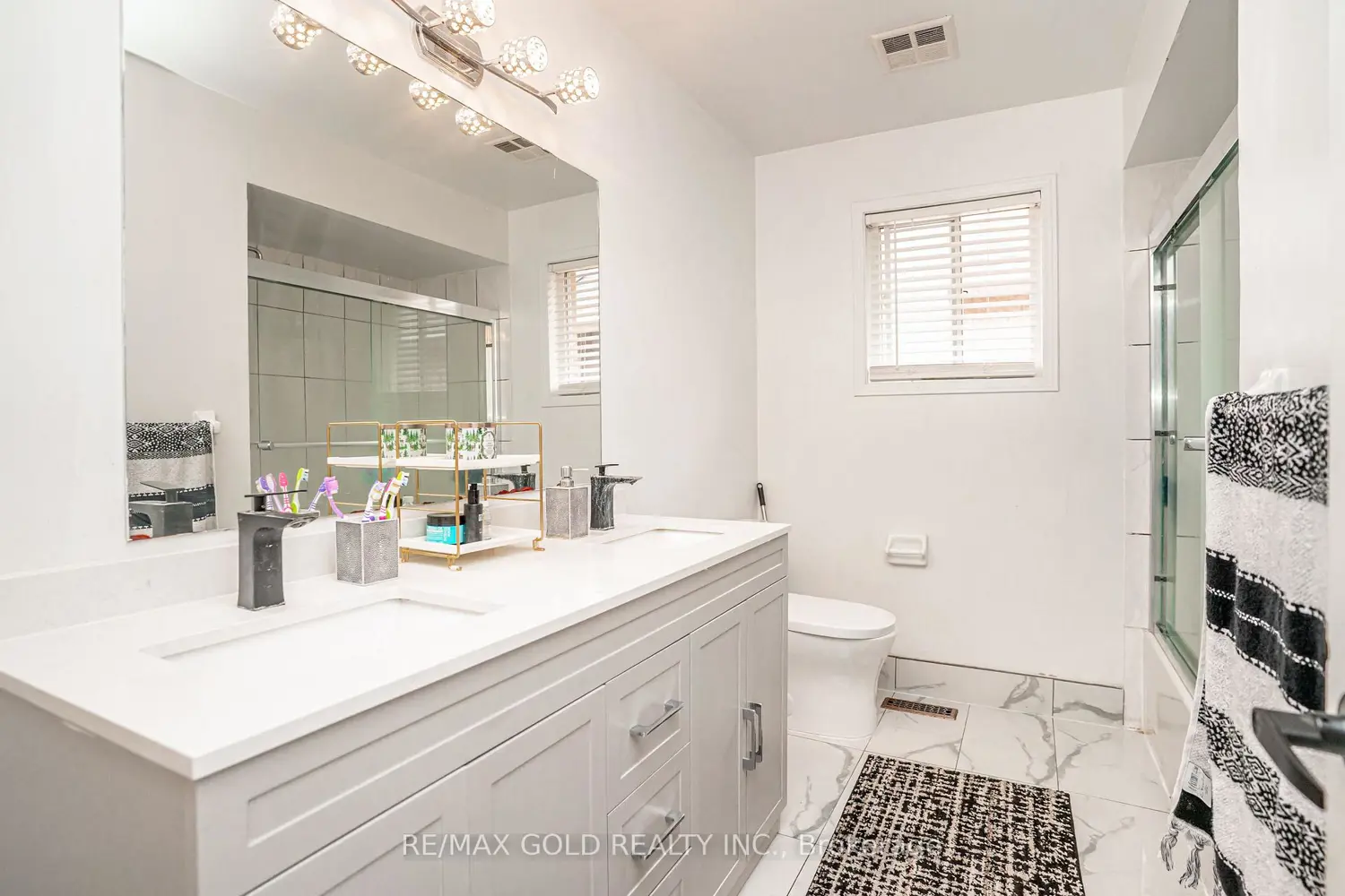 31 Colleyville Street photo 5