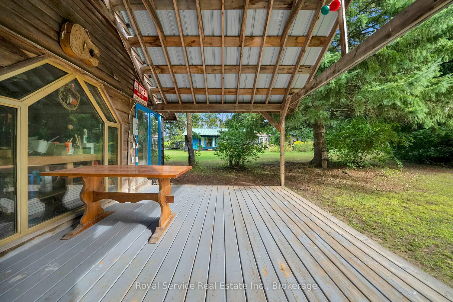 1204 Pigeon Creek Road photo 5