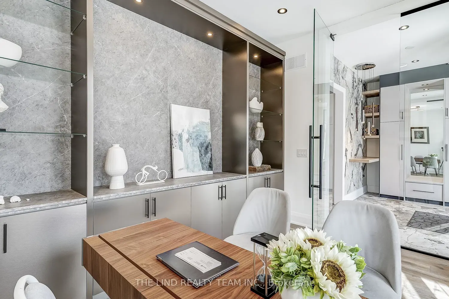 140 Temperance Street photo 2