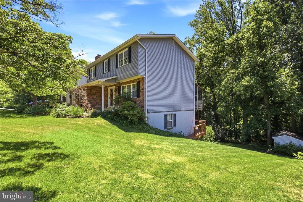 9810 Golden Russet Drive, Dunkirk, MD 20754