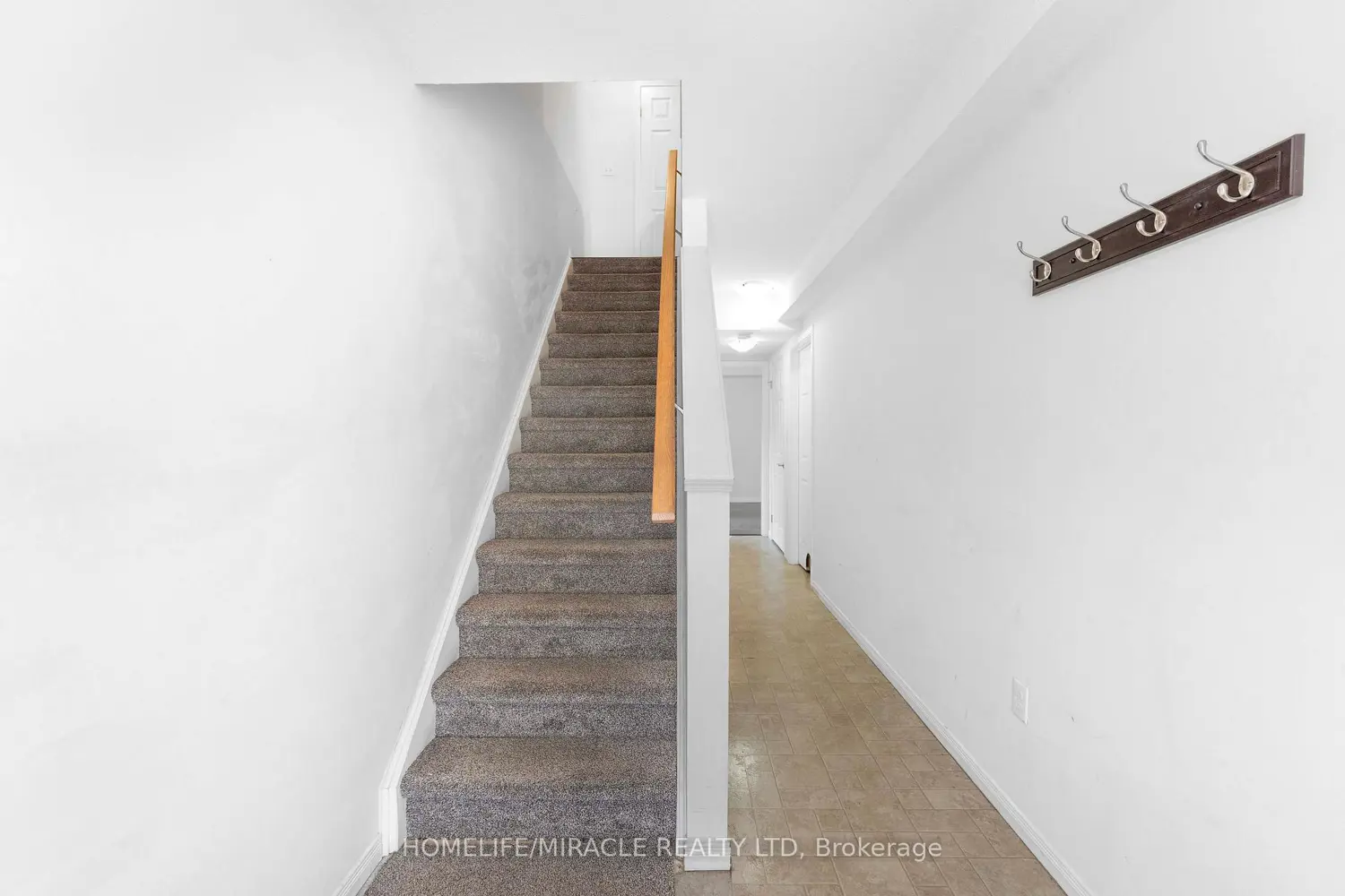 750 Lawrence Street 93 photo 3