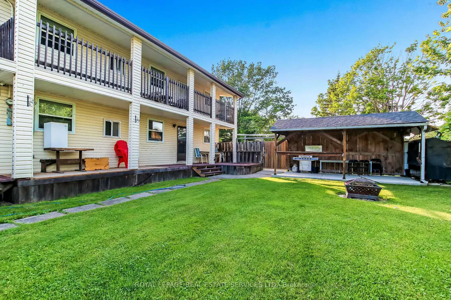 20 Bayview Avenue photo 3