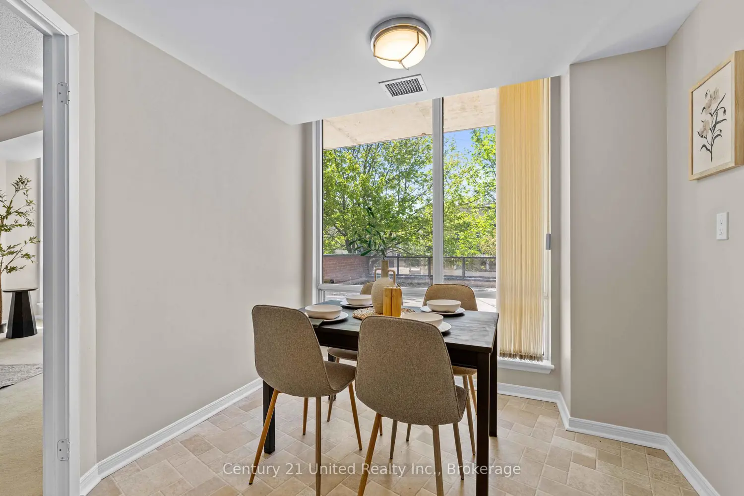 2 George Street 104 photo 5