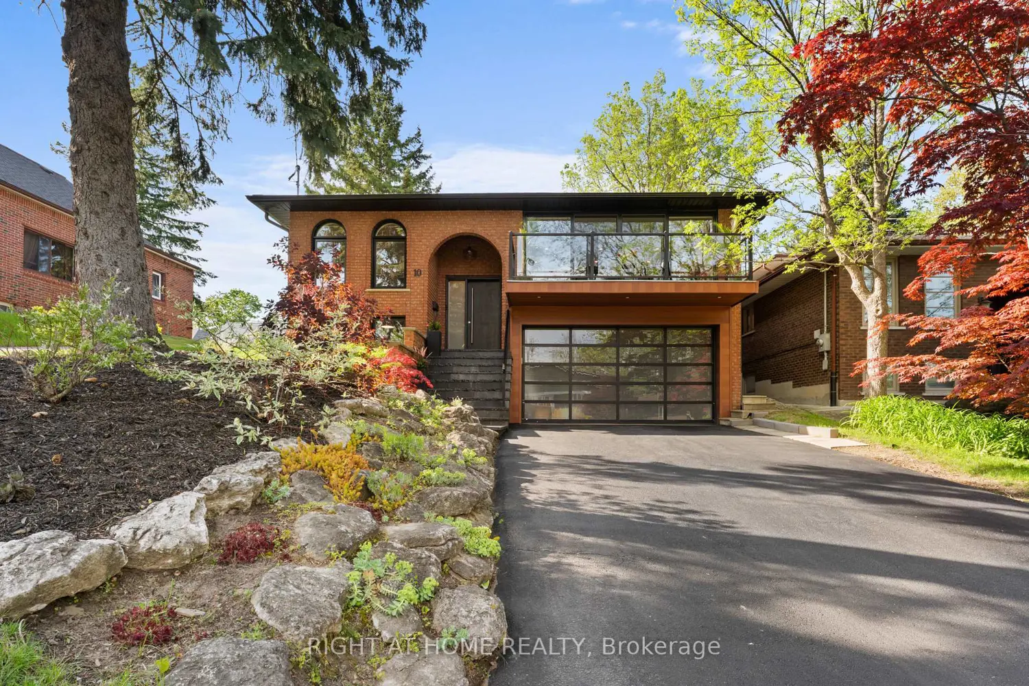 10 Wingrove Hill
