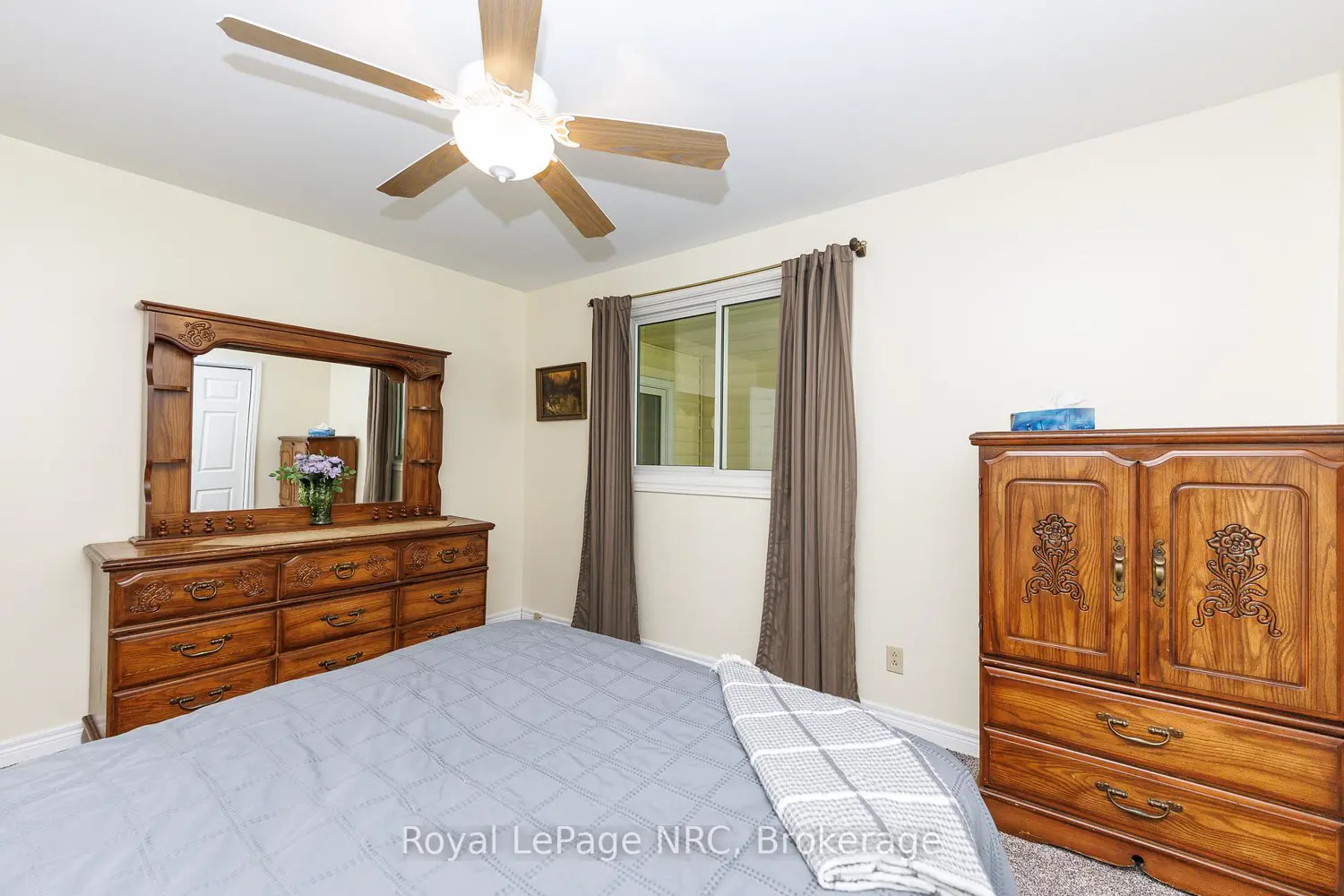 6155 Rainham Road photo 5
