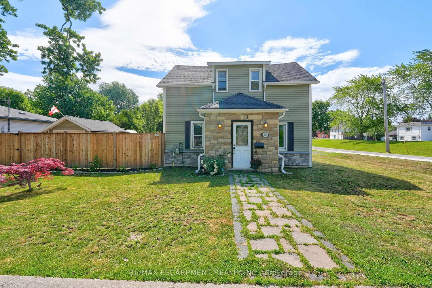 503 John Street photo 2