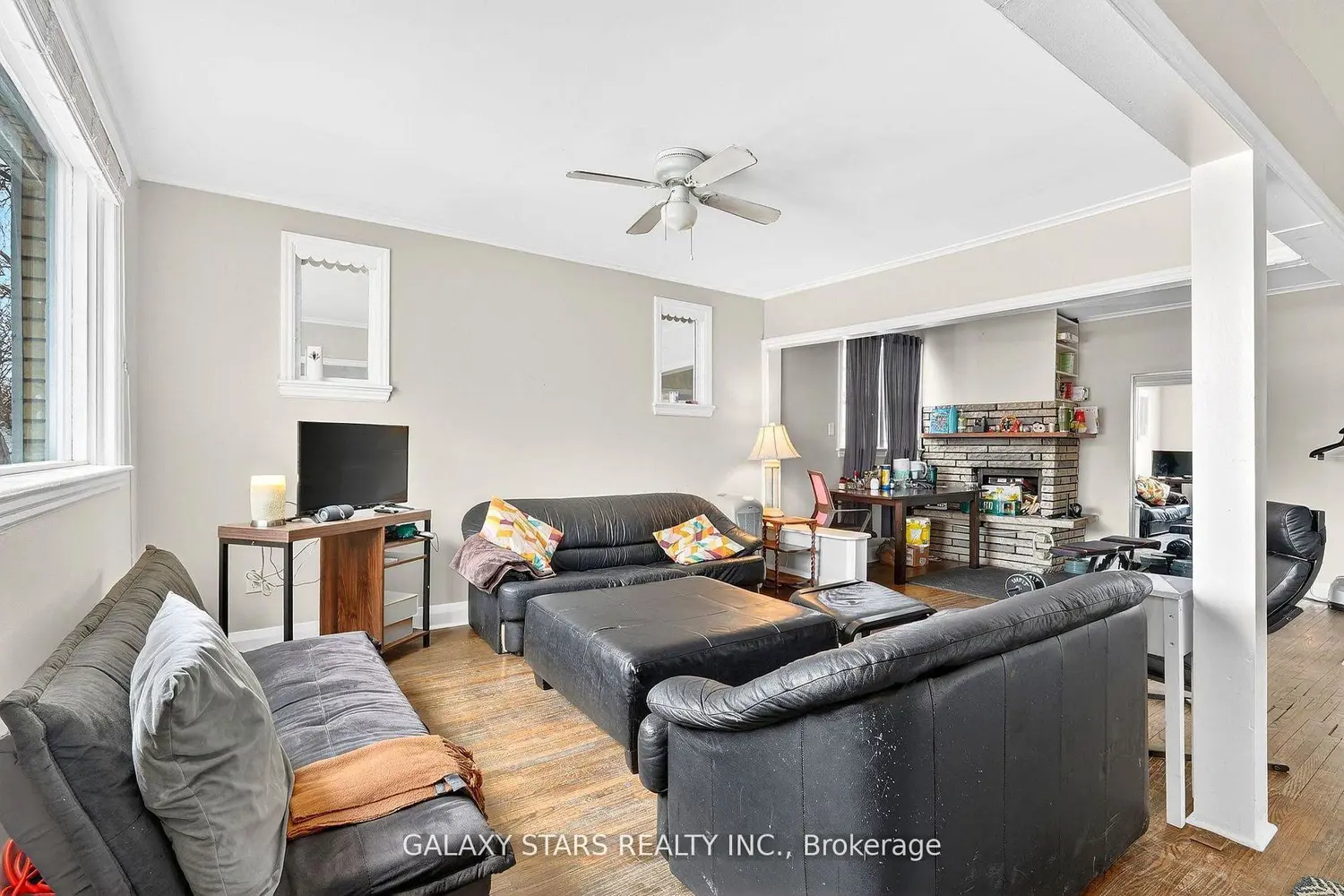 599 Donegal Street photo 4