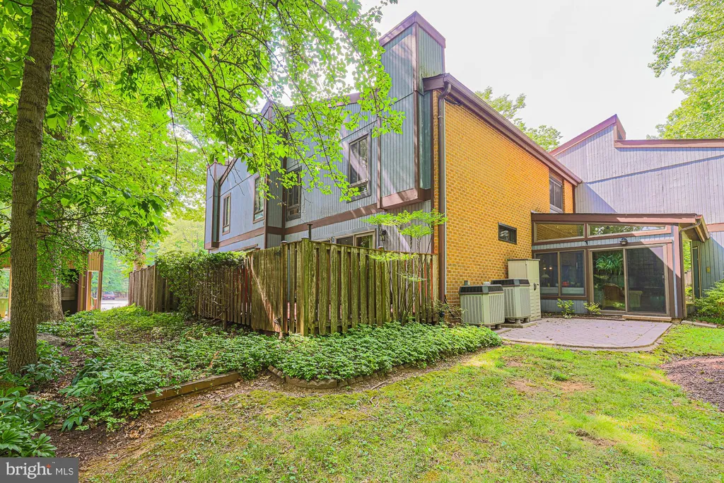 6343 Red Cedar Place, Baltimore, MD 21209