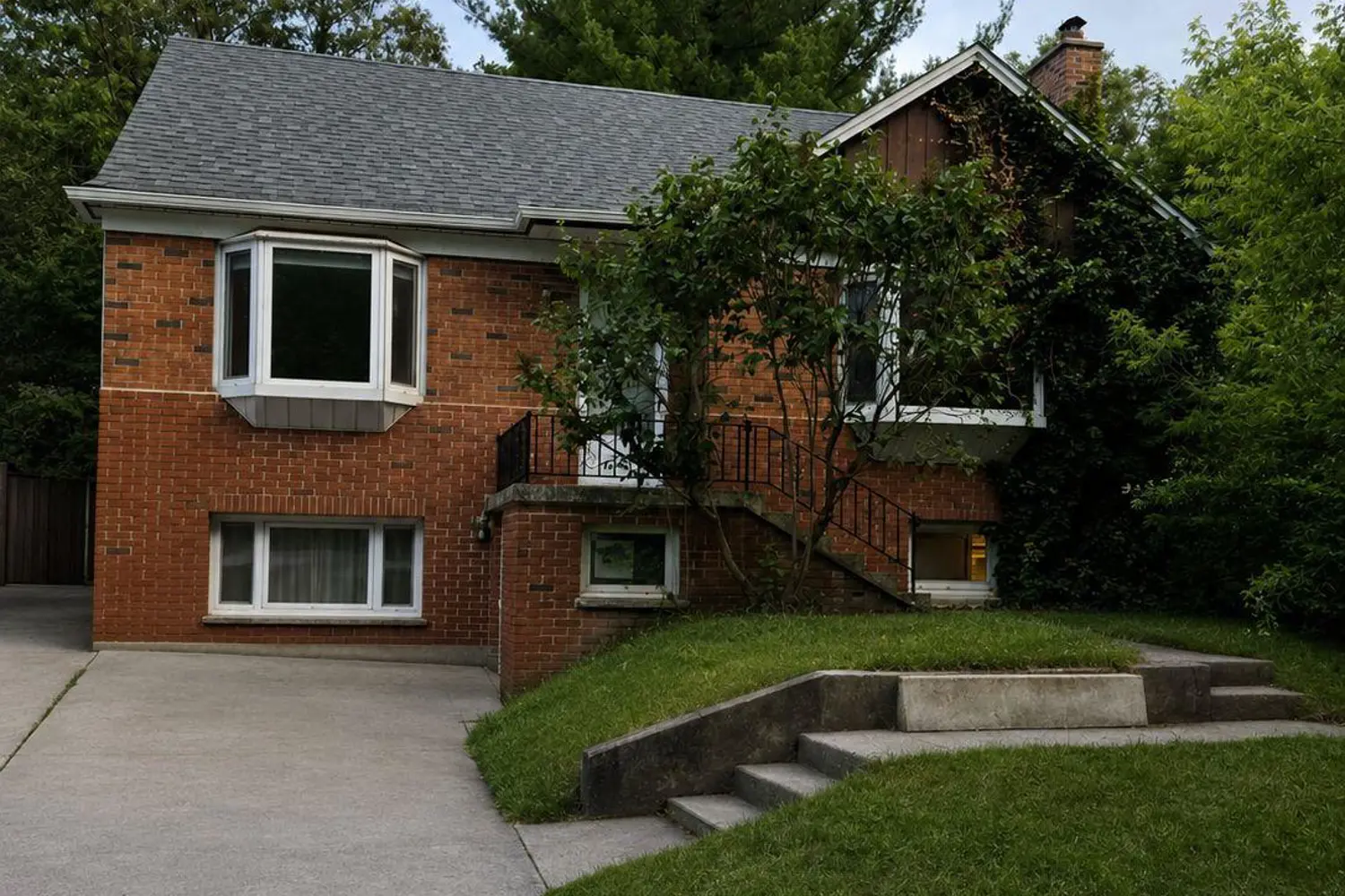 29 Codsell Avenue photo 2