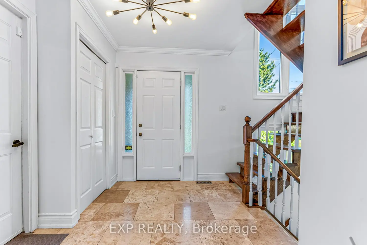 66 Casablanca Boulevard photo 2