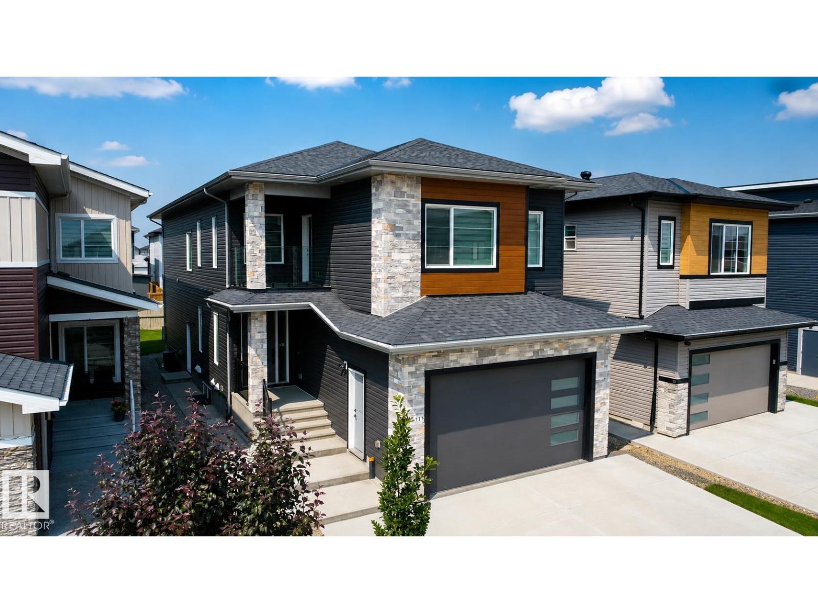 1836 22 Street NW, Edmonton, AB, T6T2M5