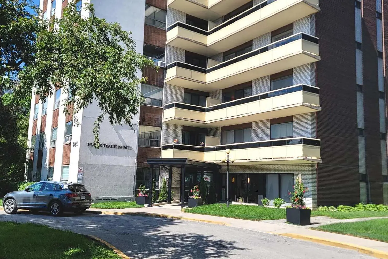 921 Midland Avenue 504