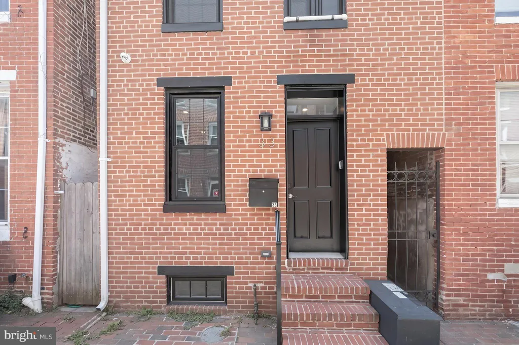 33 E Hamburg Street, Baltimore, MD 21230