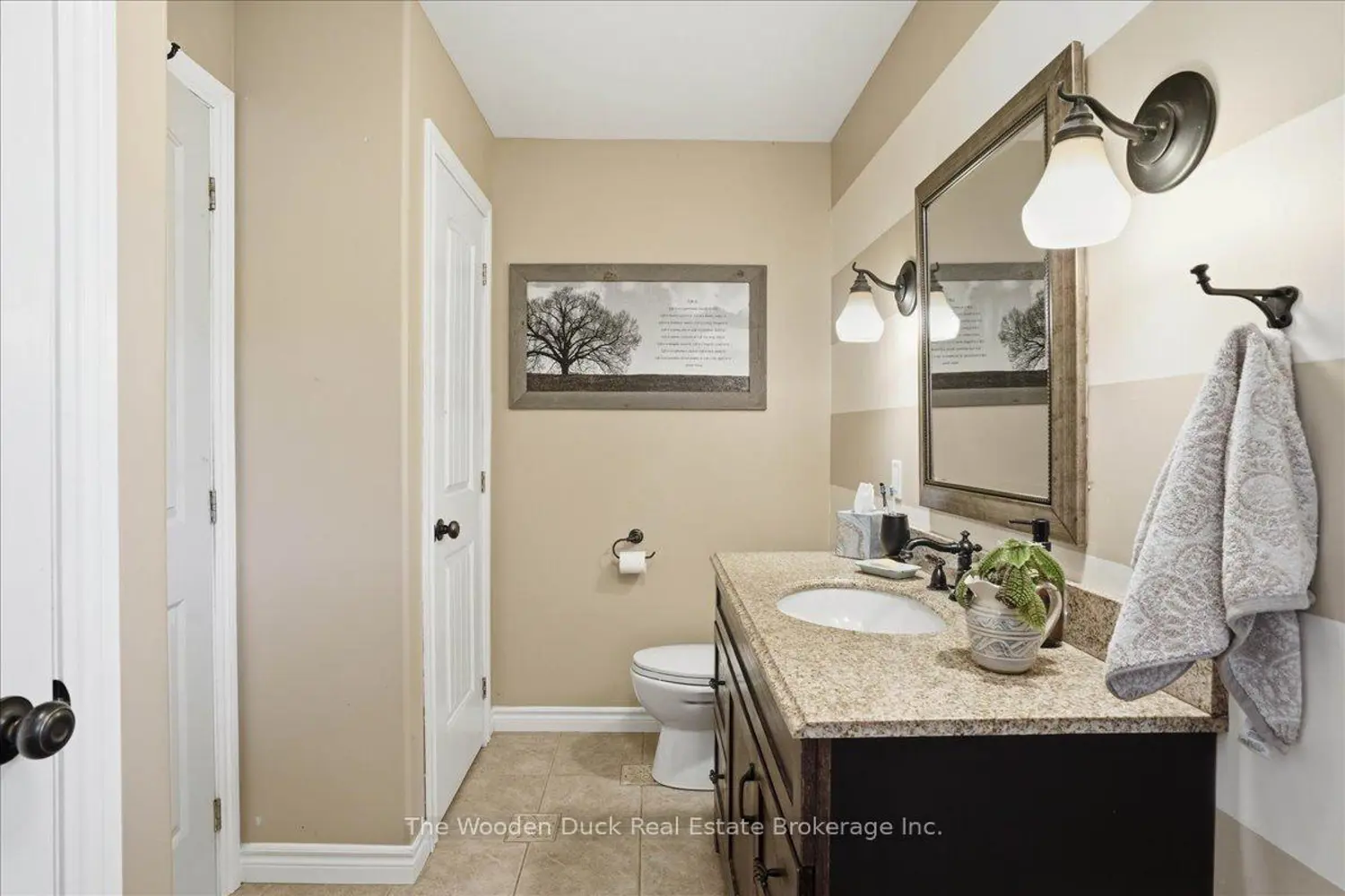 1133 Island Road photo 3