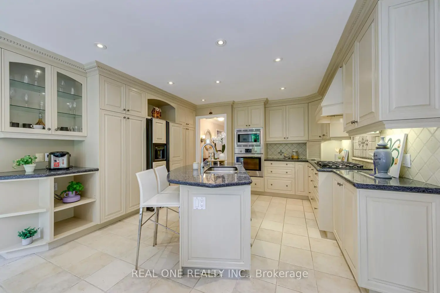1311 Blackburn Drive photo 3