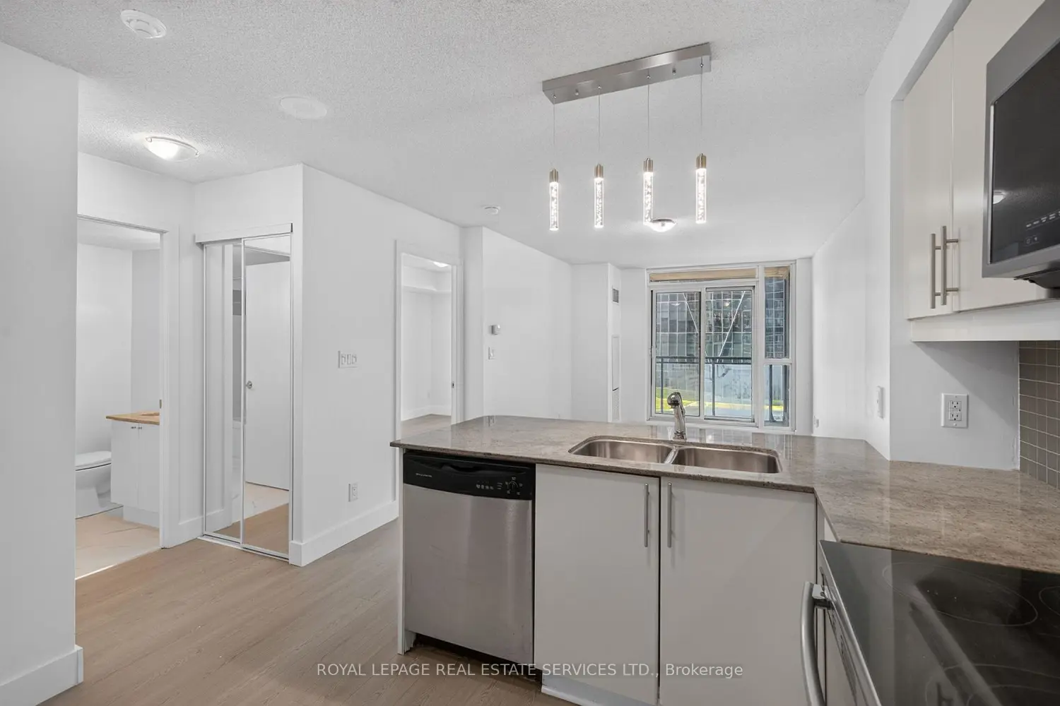 18 Harbour Street 1204