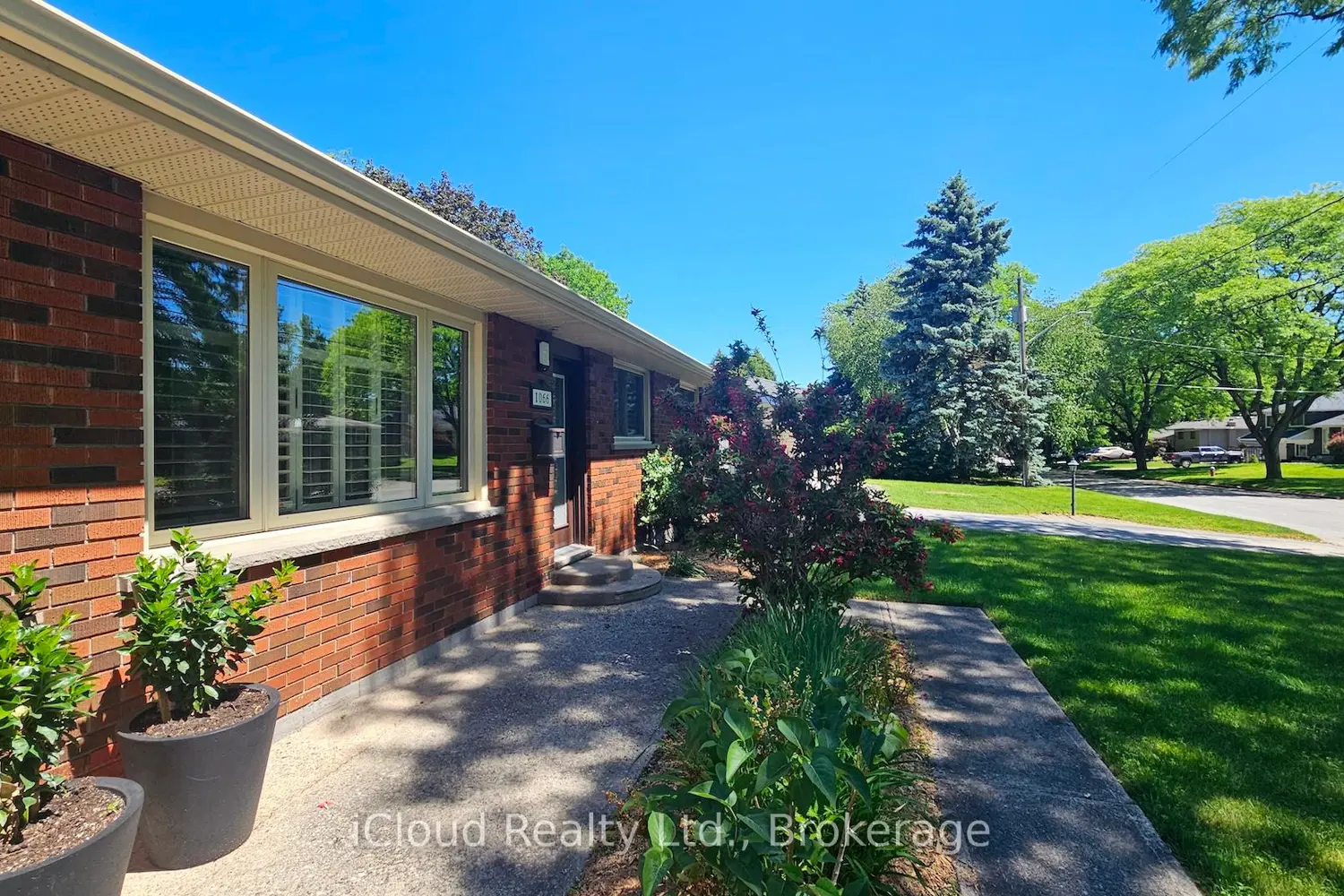 1066 Marley Crescent