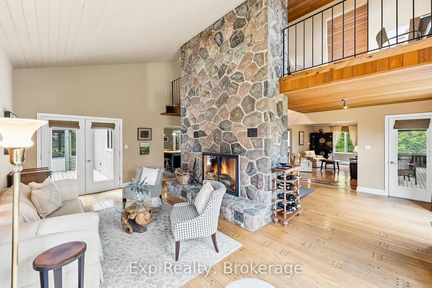 3282 Williamson Road photo 5