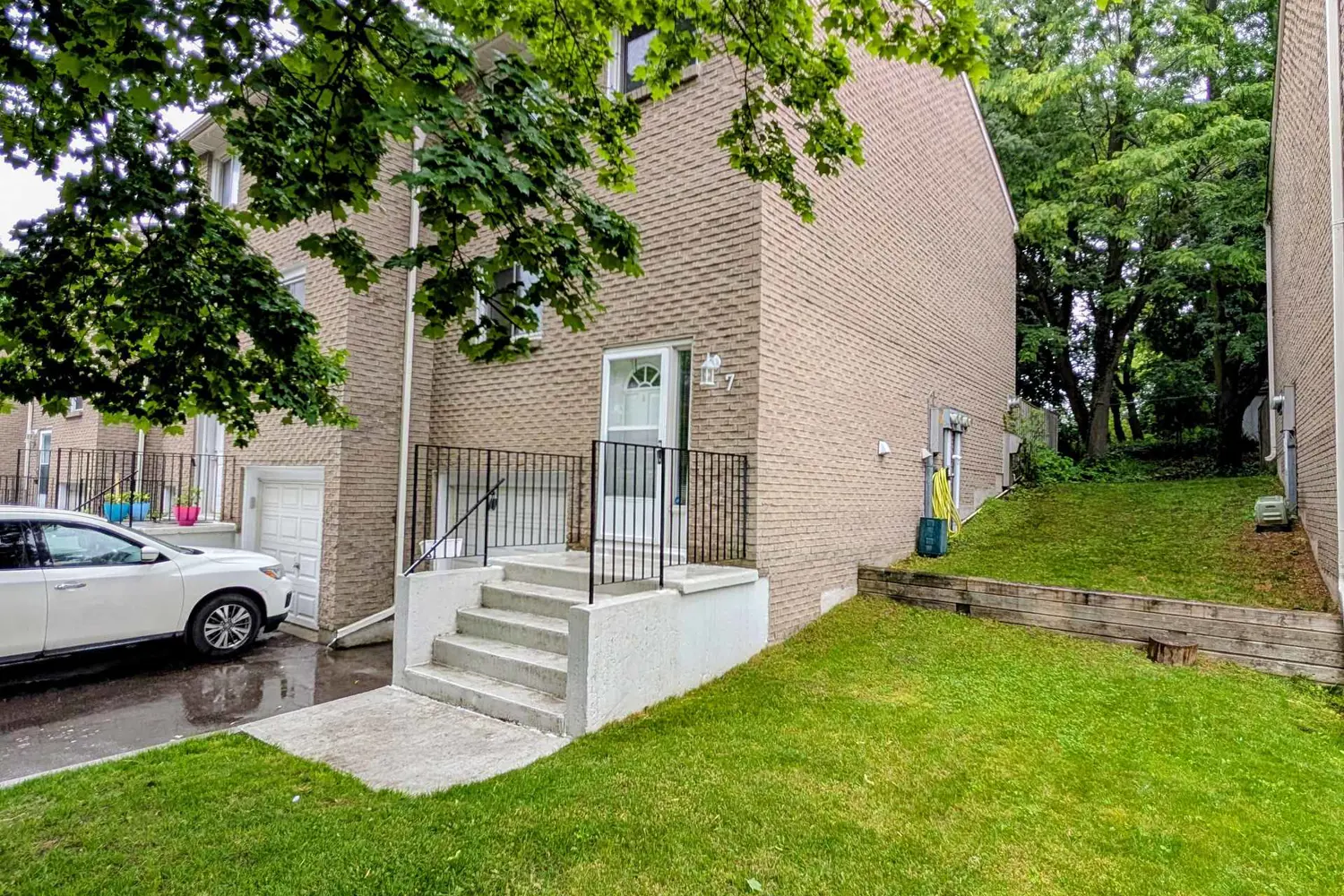 121 Morgan Avenue 7