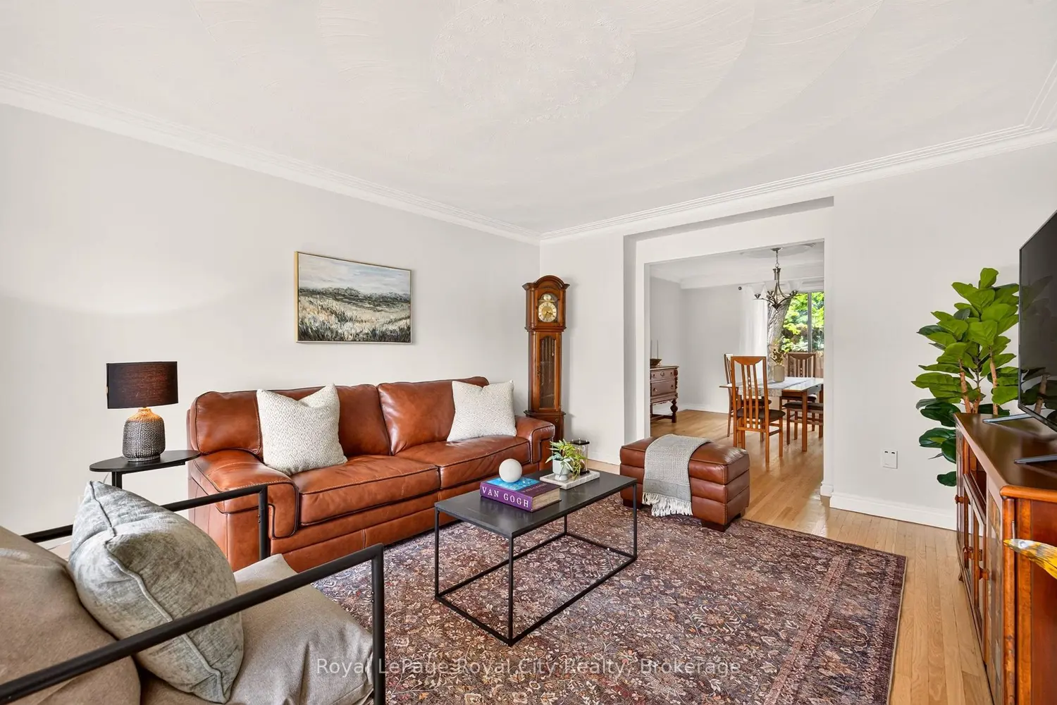 9 Darren Place photo 3