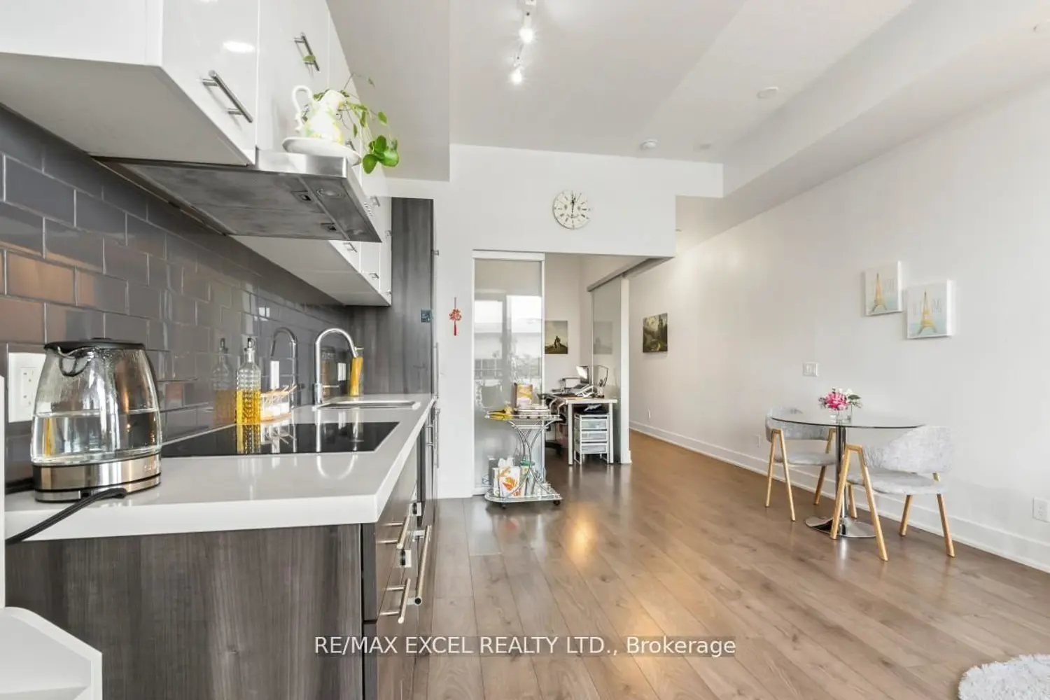 180 Enterprise Boulevard 408 photo 4