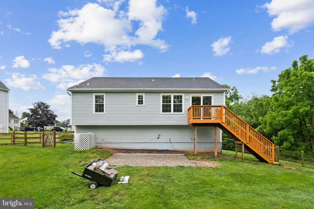 79 Crimson Avenue, Taneytown, MD 21787