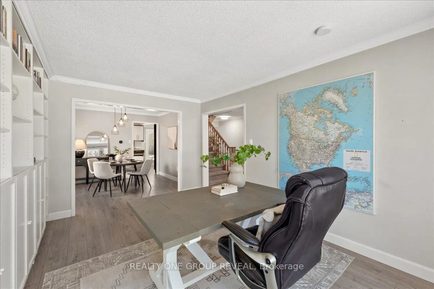 1559 Rudell Road photo 2