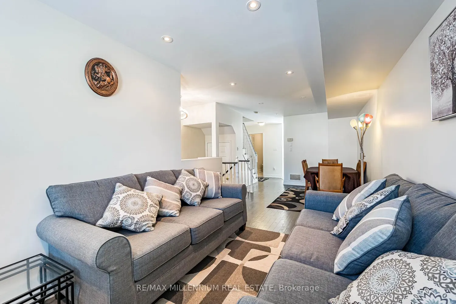 36 Spadina Road 36 photo 2