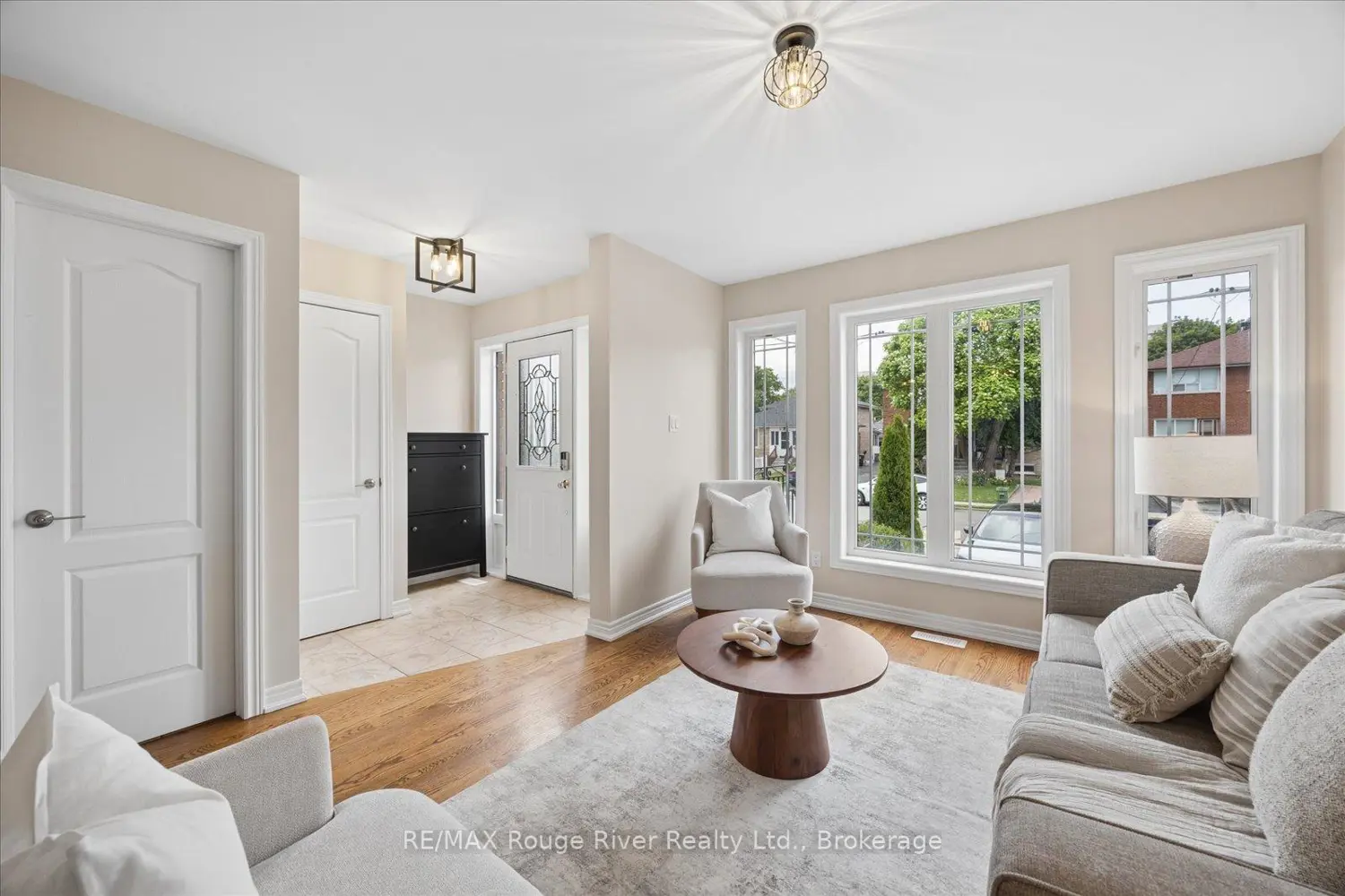 72A Laurel Avenue photo 2