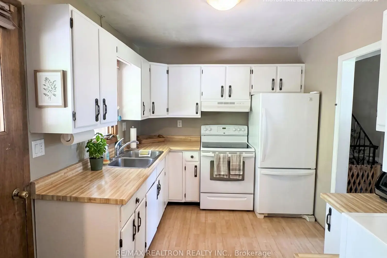 15 Bess Drive photo 5
