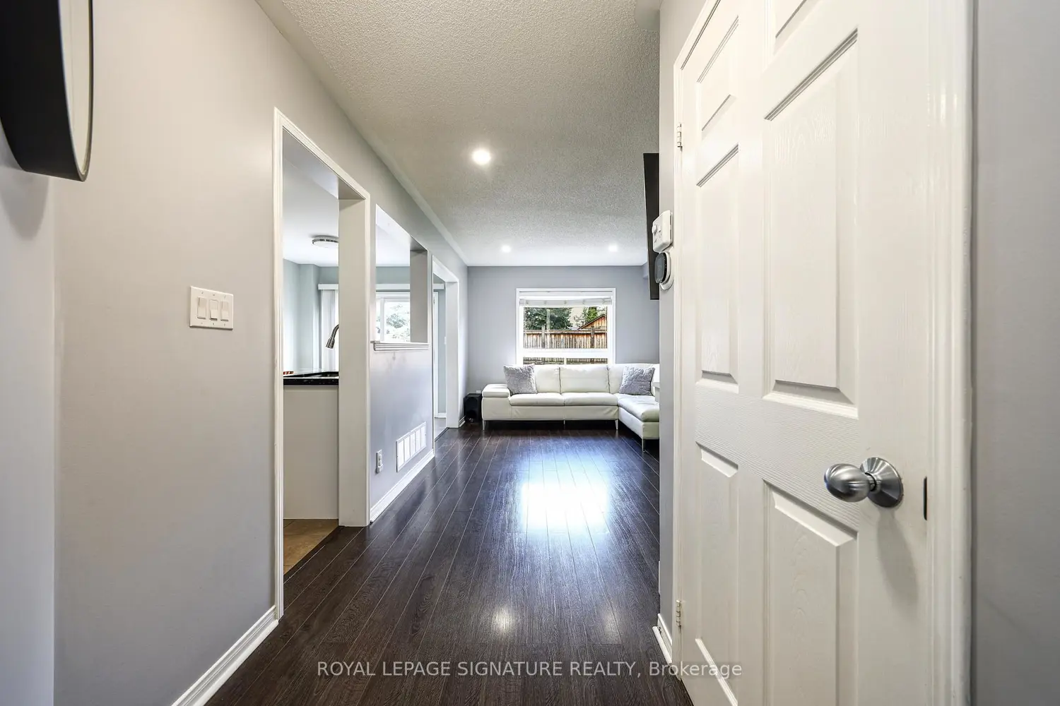 98 Orr Drive photo 3