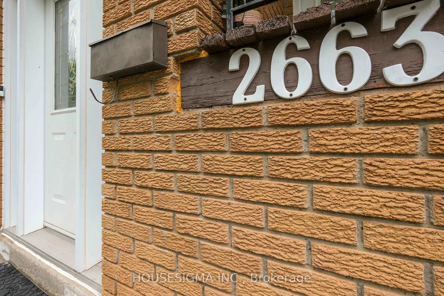 2663 Hortense Road photo 4