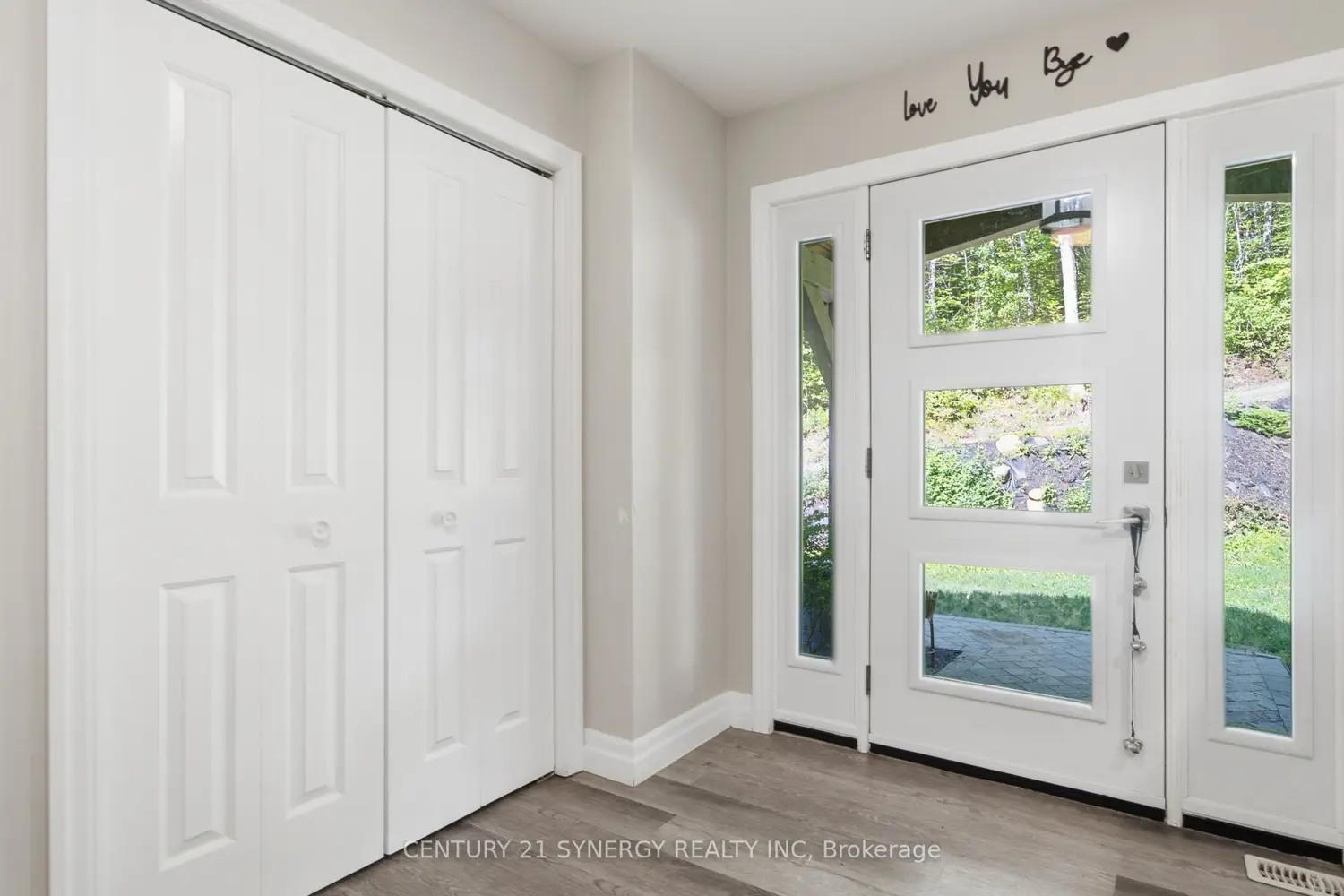 376 Gallivan Road photo 2