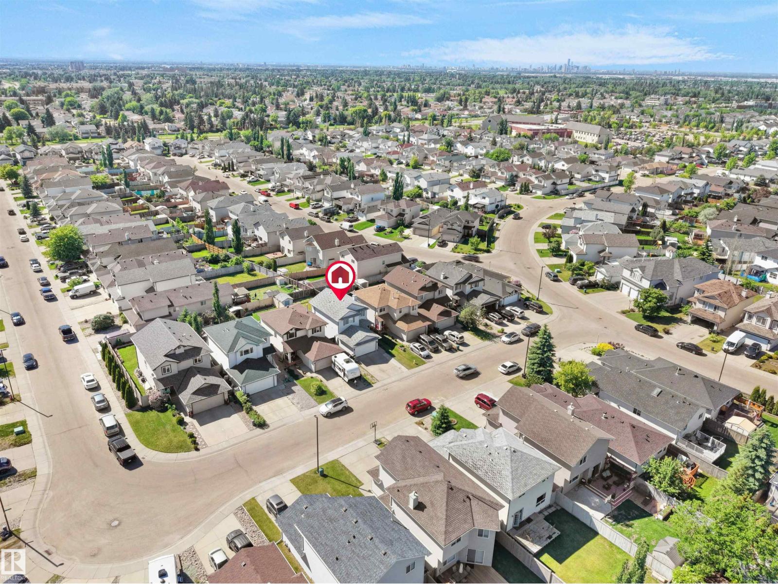 2418 32b Street NW, Edmonton, AB, T6T1Y6