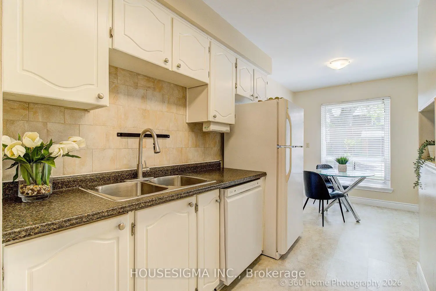 155 Glovers Road 73 photo 2
