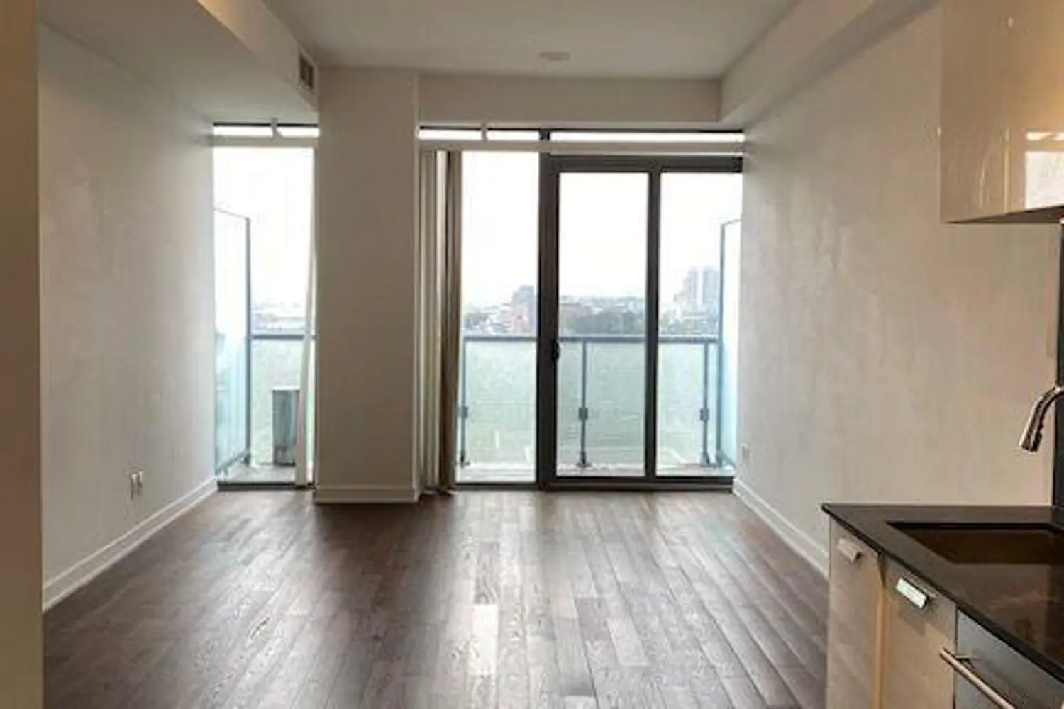 57 St Joseph Street 1507 photo 4