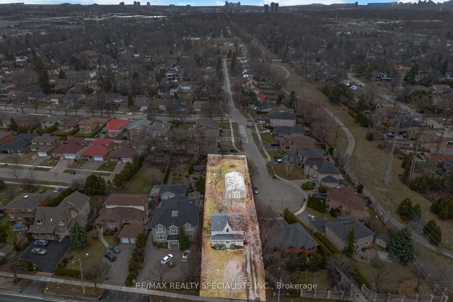 2131 Cawthra Road photo 2