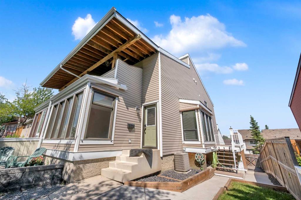 15 Ranch Glen Drive NW, Calgary, AB, T3G 1T2
