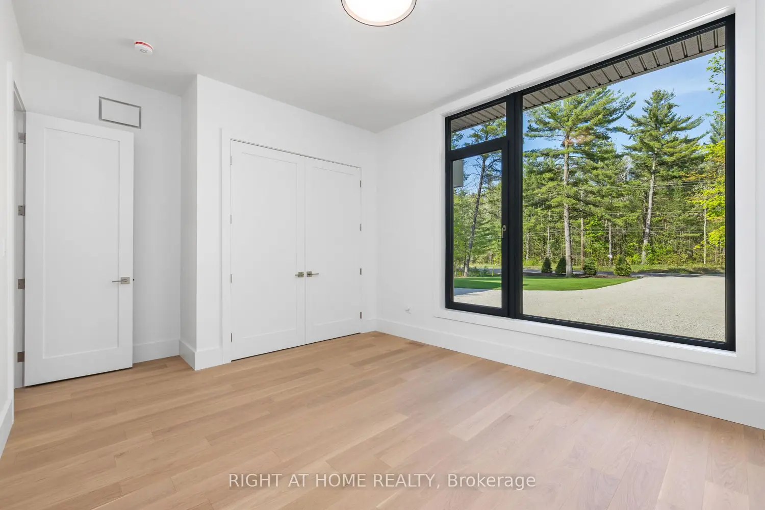 1318 Tiny Beaches Road photo 4