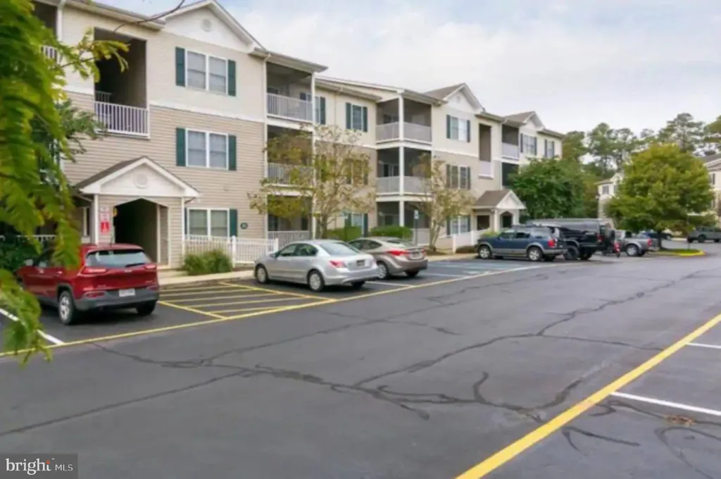 400 Cascade Lane Unit 405, Rehoboth Beach, DE 19971