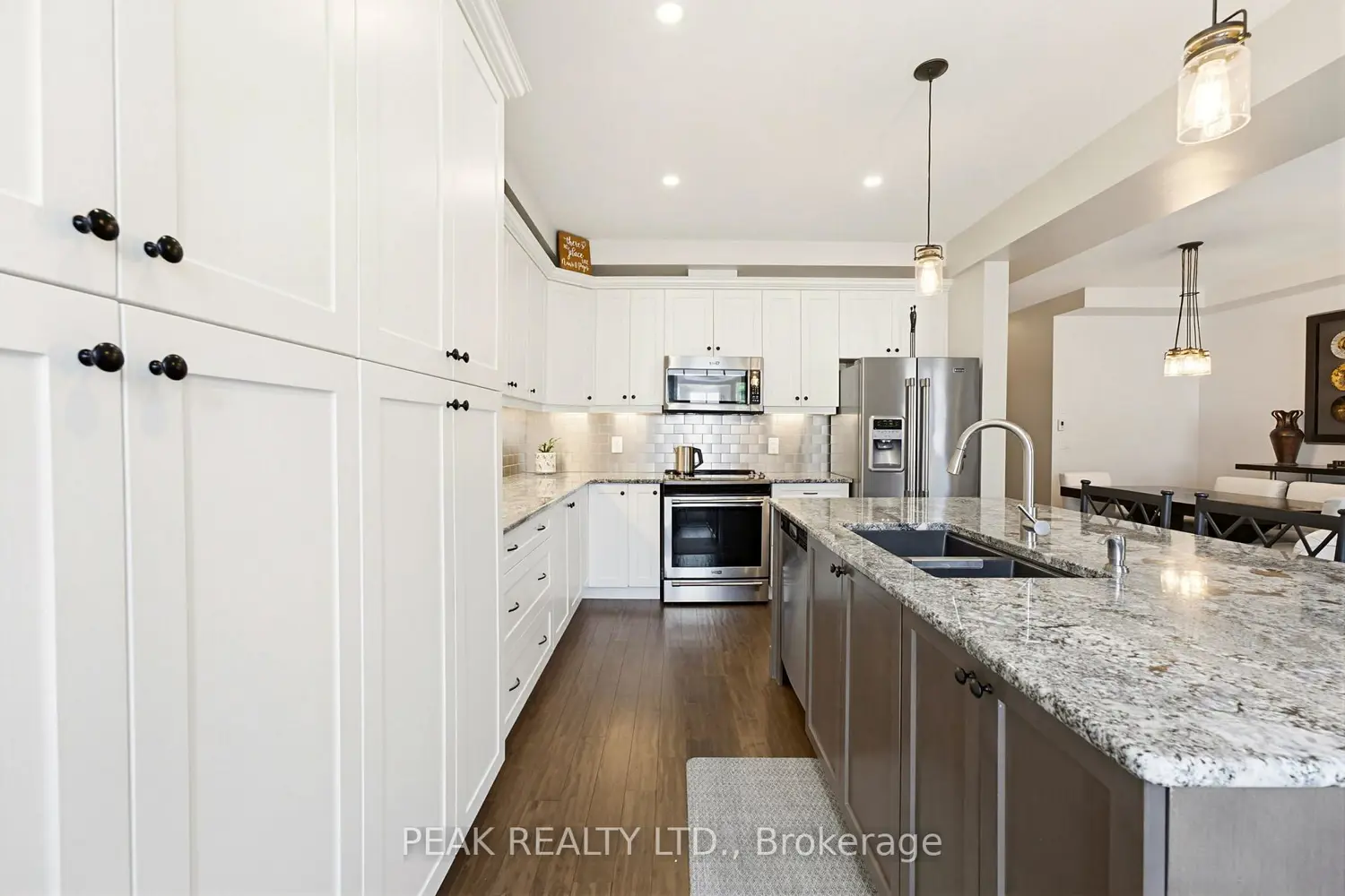 80 Willow Street 84 photo 3