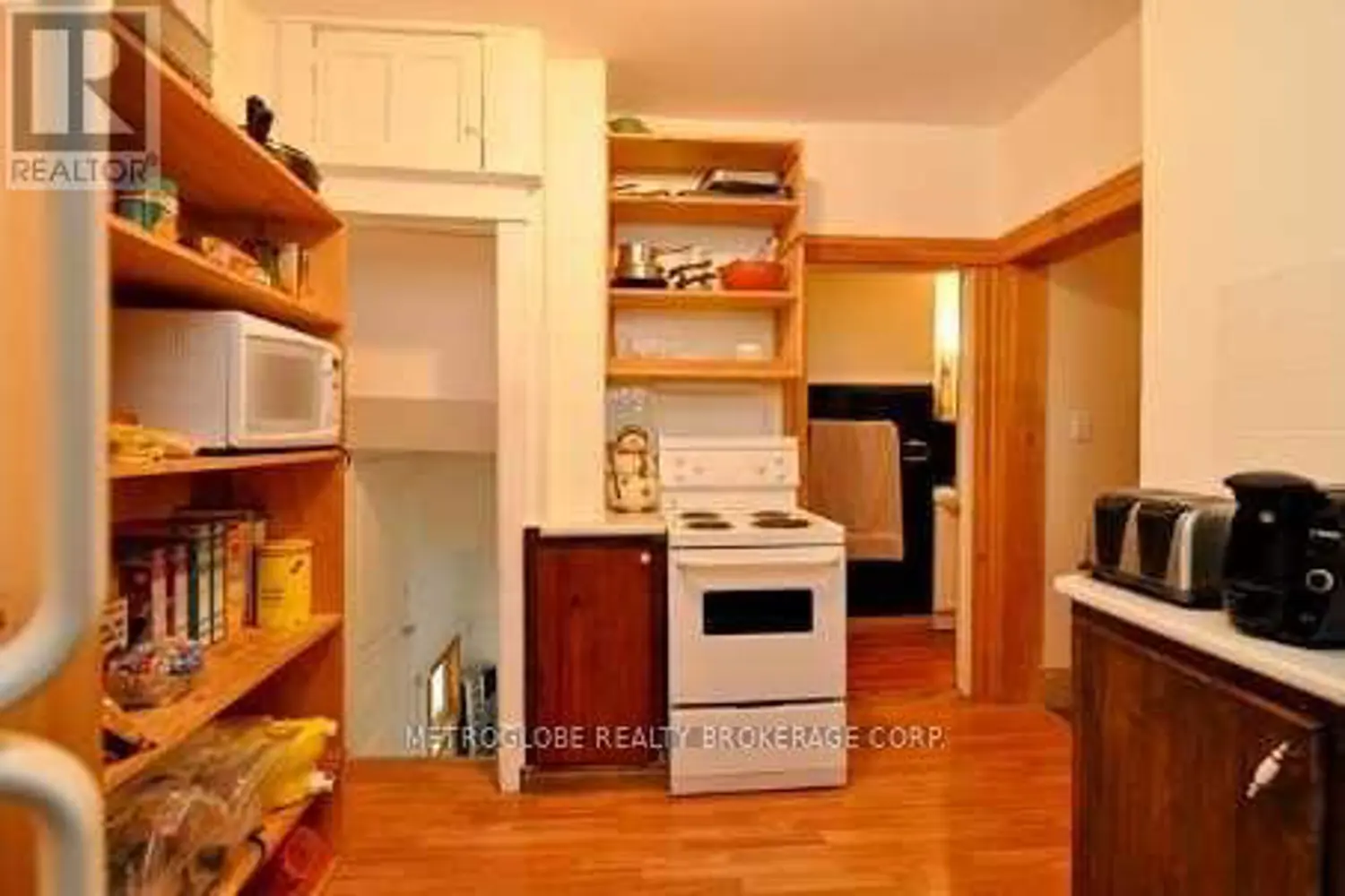 117 Adelaide Avenue photo 4
