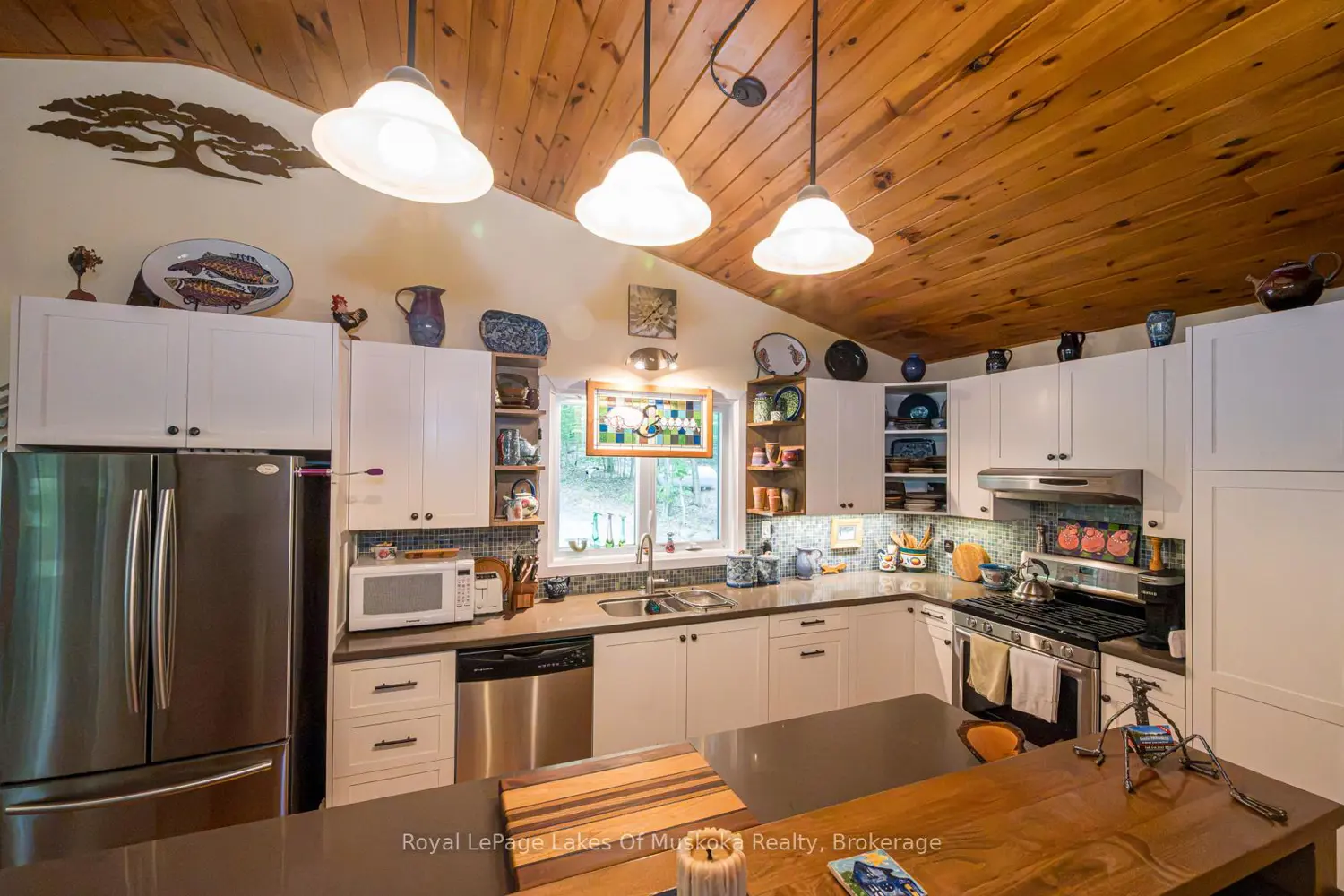 4325 Stisted Road photo 5