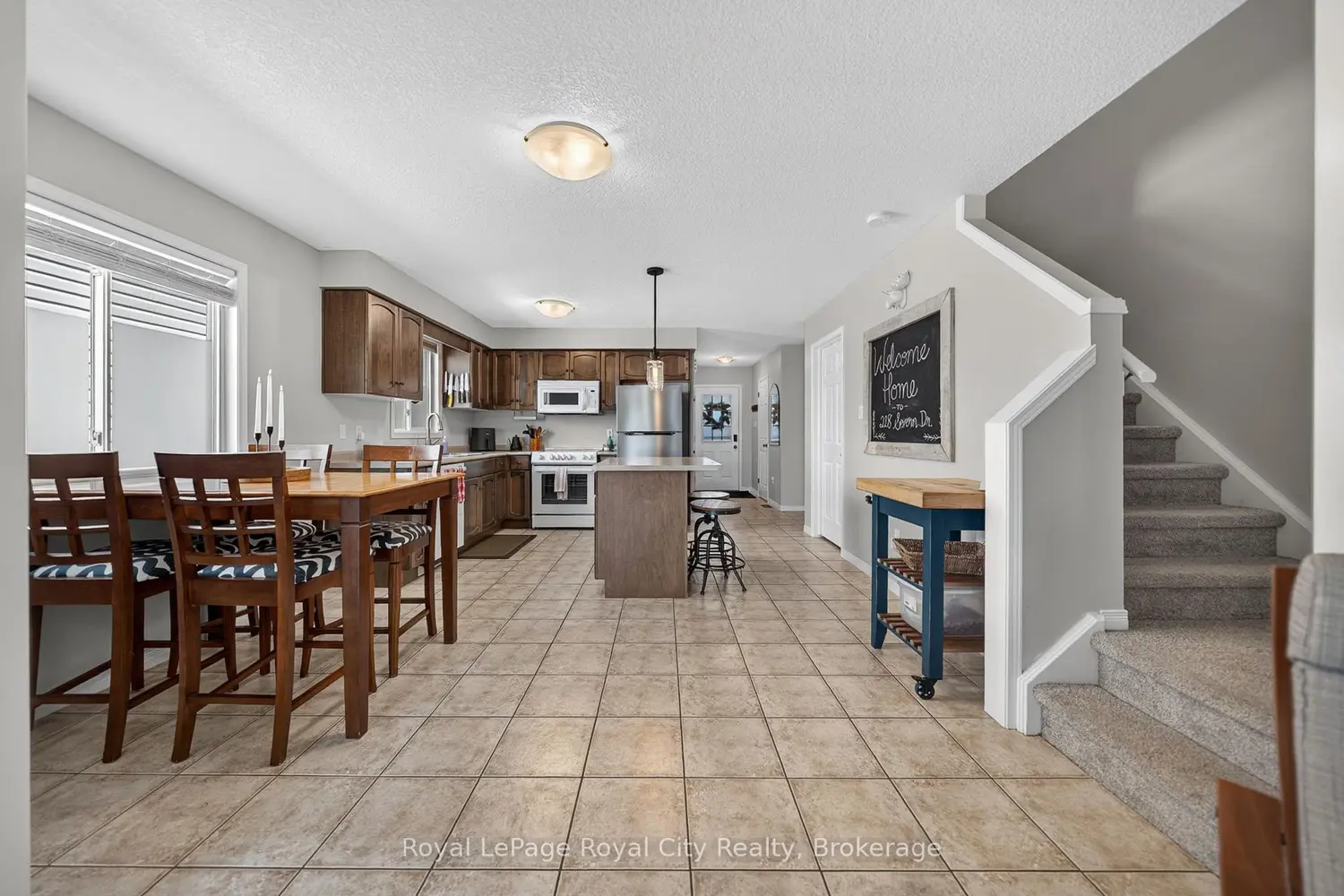 218 Severn Drive photo 2