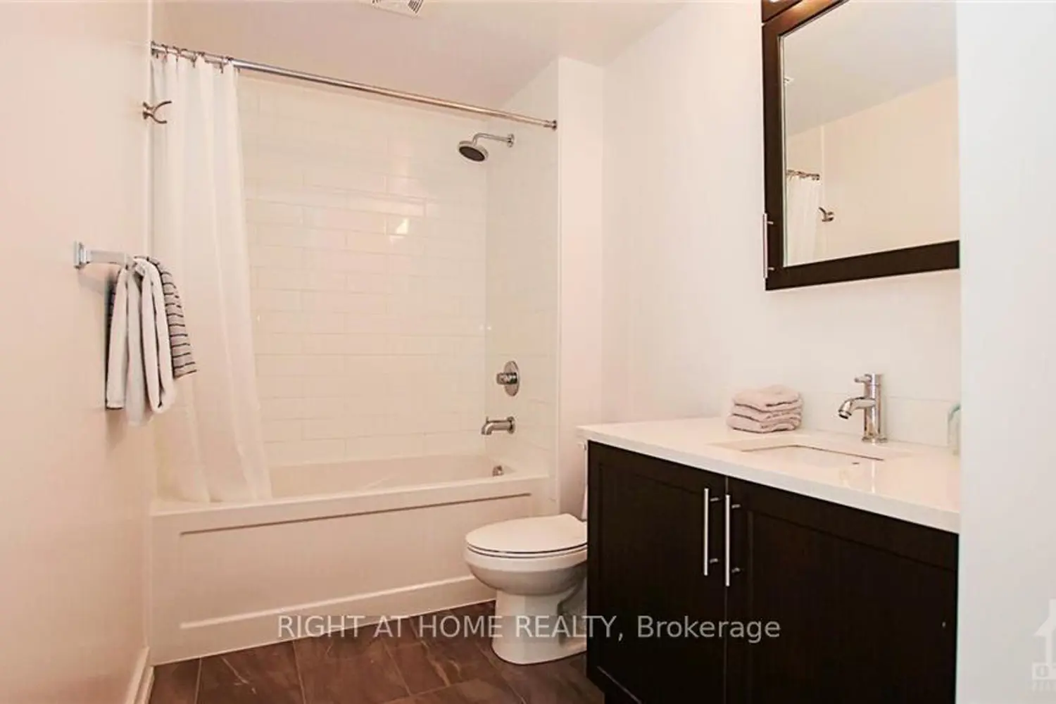 40 Nepean Street 2306 photo 5