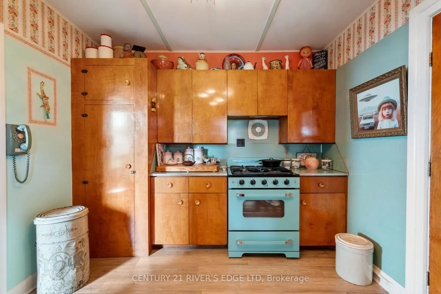 5680 Cherry Street photo 4