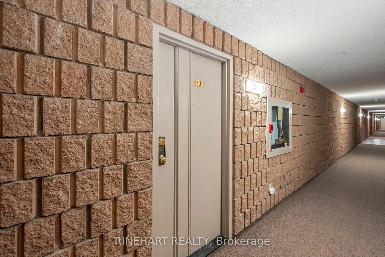 600 Grenfell Drive 311 photo 2