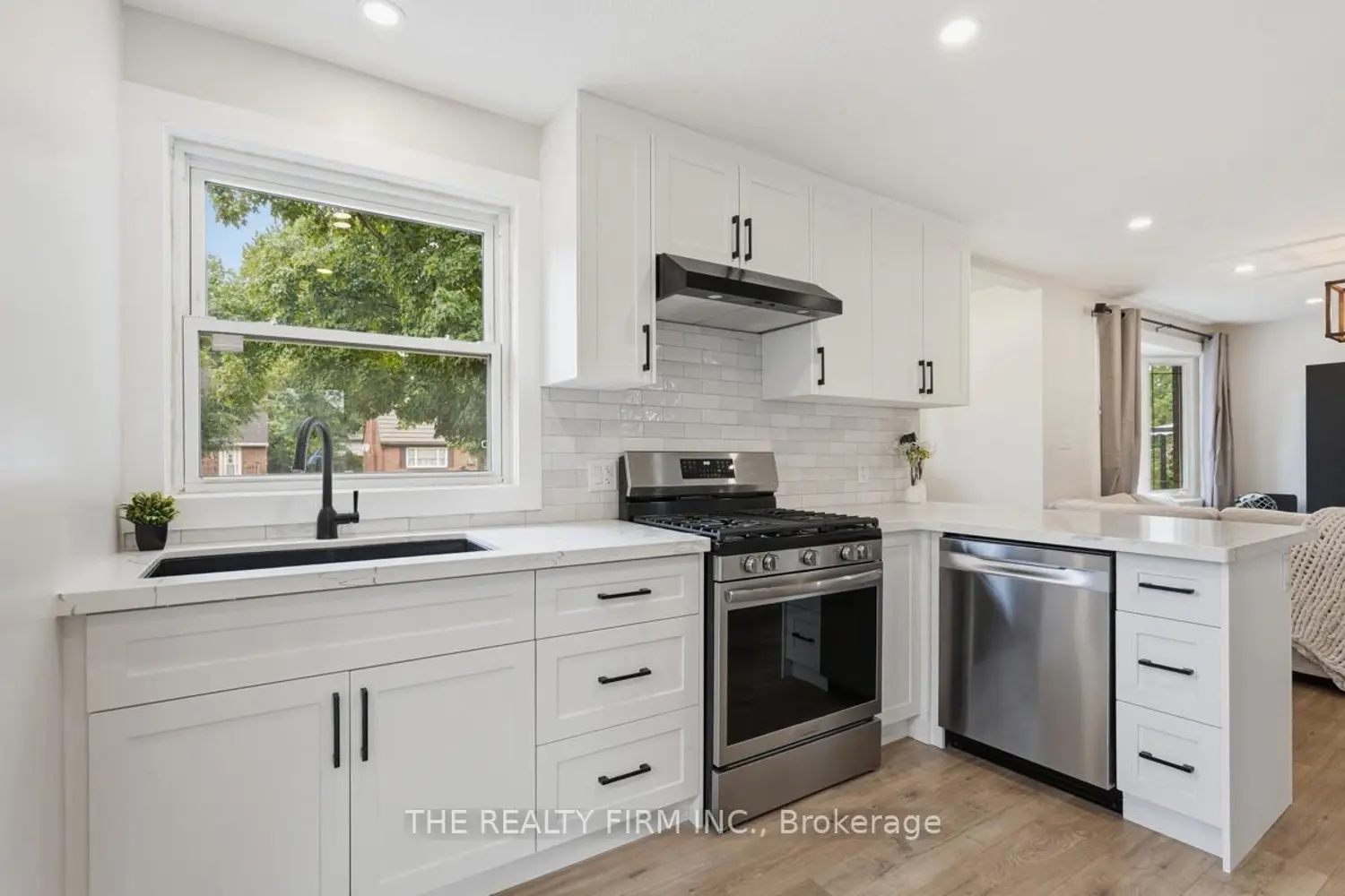 85 Stevenson Avenue photo 4