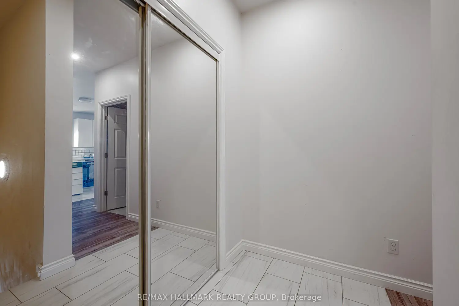 117 Drummond Street photo 3
